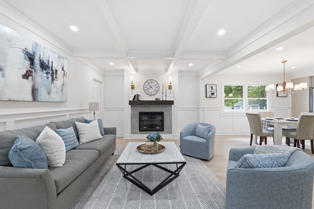 3 CRICKET LN, Cherry Hill, NJ 08003