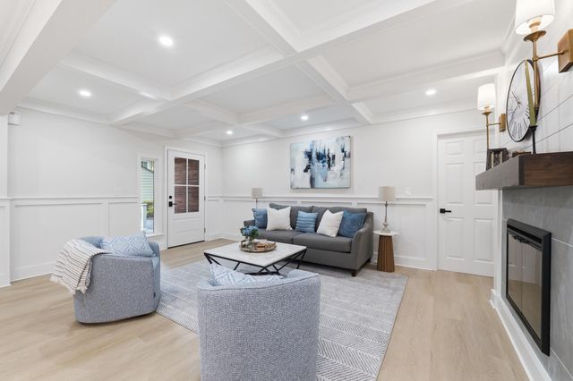 3 CRICKET LN, Cherry Hill, NJ 08003