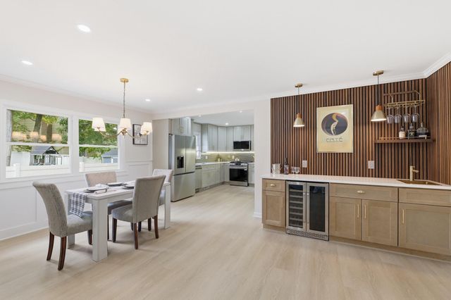 3 CRICKET LN, Cherry Hill, NJ 08003