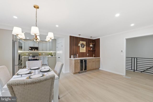3 CRICKET LN, Cherry Hill, NJ 08003