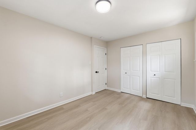 3 CRICKET LN, Cherry Hill, NJ 08003