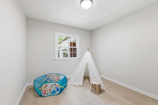 3 CRICKET LN, Cherry Hill, NJ 08003