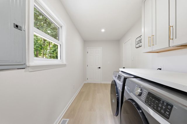 3 CRICKET LN, Cherry Hill, NJ 08003