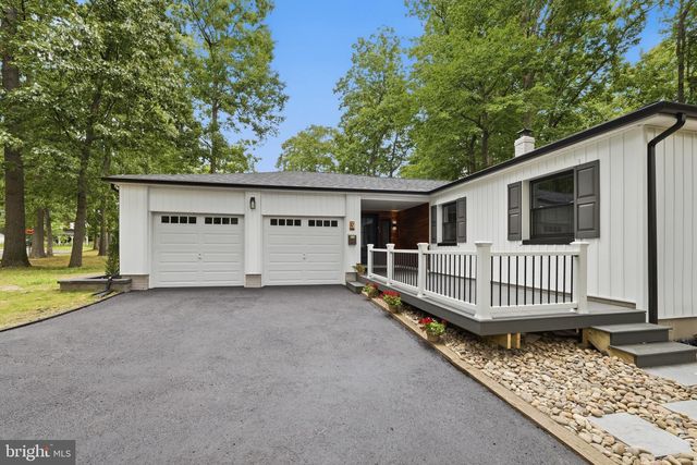 3 CRICKET LN, Cherry Hill, NJ 08003