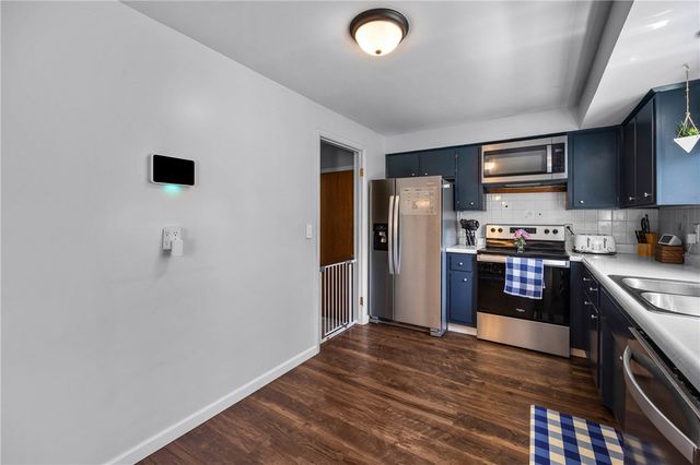 293 Sharon Drive, Greece, NY 14626