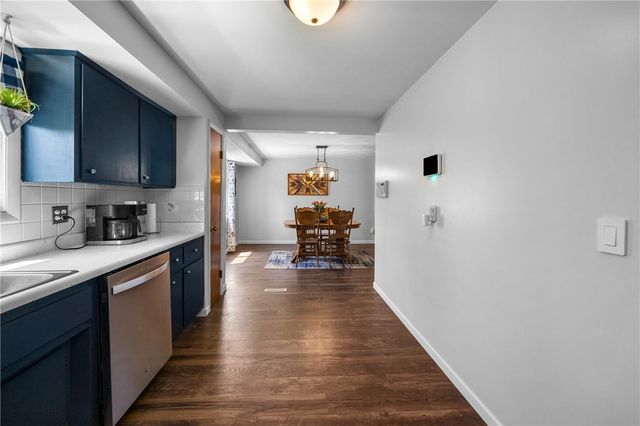 293 Sharon Drive, Greece, NY 14626