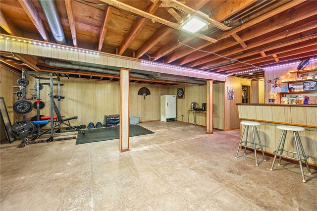 293 Sharon Drive, Greece, NY 14626