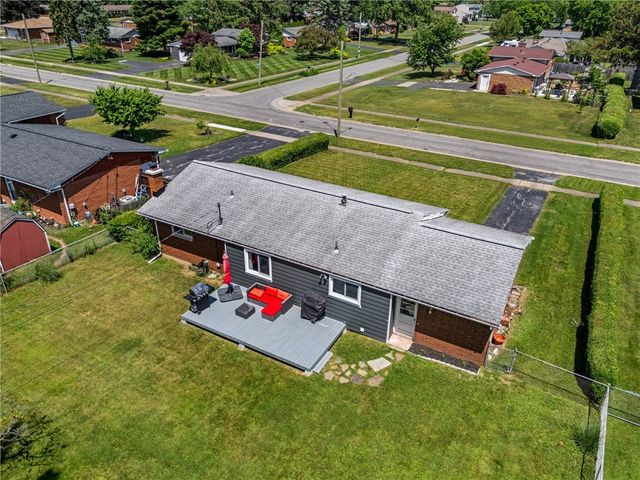 293 Sharon Drive, Greece, NY 14626