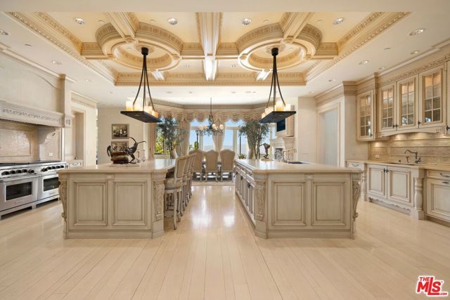 2500 White Stallion Road, Thousand Oaks, CA 91361