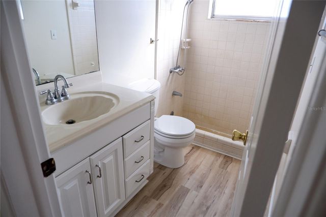 8056 30TH AVENUE N, St Petersburg, FL 33710