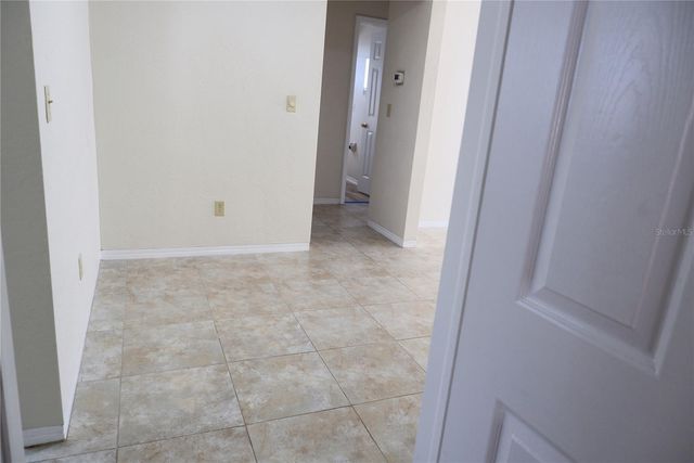 8056 30TH AVENUE N, St Petersburg, FL 33710