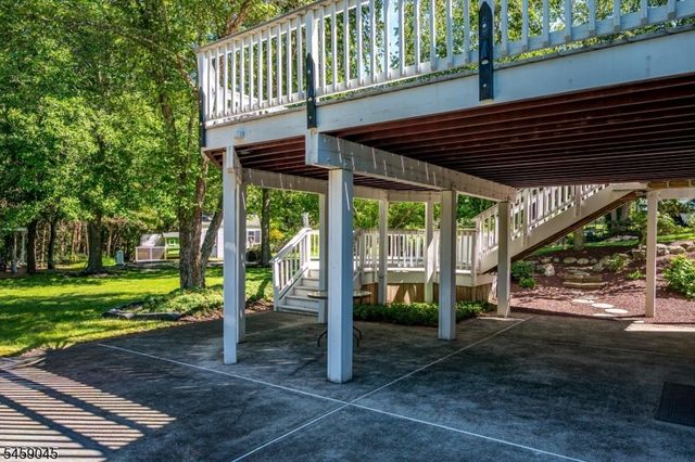 3 Summer Cottage Ln, Franklin Twp., NJ 08823