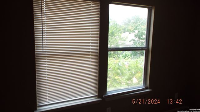 6410 Royal Ridge, San Antonio, TX 78239