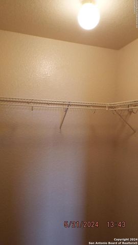 6410 Royal Ridge, San Antonio, TX 78239