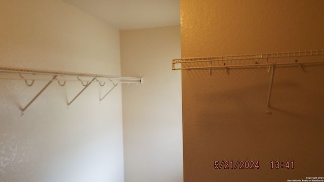 6410 Royal Ridge, San Antonio, TX 78239