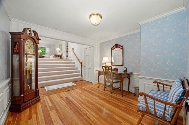 9 Fern St, Natick, MA 01760
