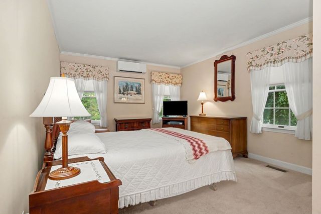9 Fern St, Natick, MA 01760