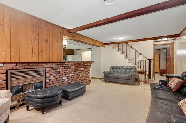 9 Fern St, Natick, MA 01760