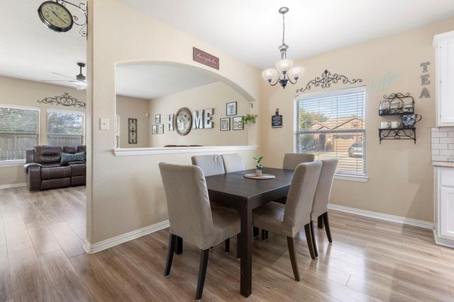 28435 Lockeridge Creek Drive, Spring, TX 77386