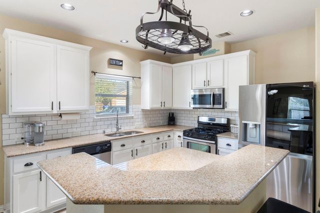 28435 Lockeridge Creek Drive, Spring, TX 77386