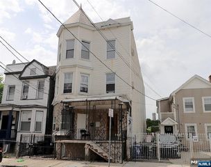 56 Vanderpool Street, Newark, NJ 07114
