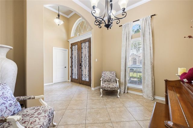 7513 E Lake Dr, Corpus Christi, TX 78414