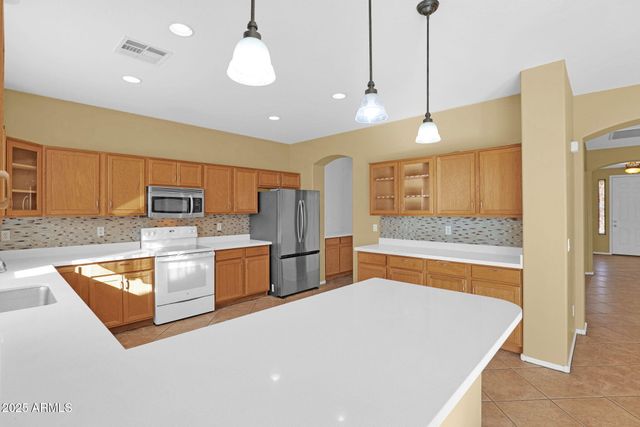 10441 W WINDSOR Avenue, Avondale, AZ 85392