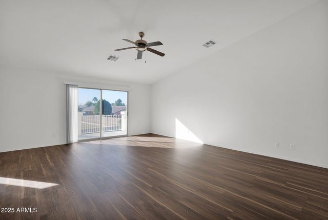 10441 W WINDSOR Avenue, Avondale, AZ 85392