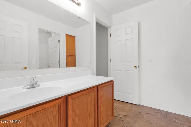 10441 W WINDSOR Avenue, Avondale, AZ 85392