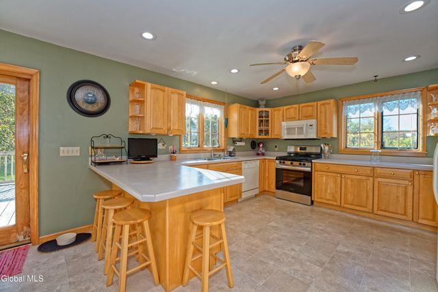 71 Cooksboro Road, Brunswick, NY 12182