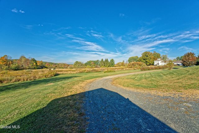 71 Cooksboro Road, Brunswick, NY 12182