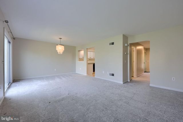 4050 PARKSIDE CT, Mount Joy, PA 17552