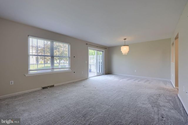 4050 PARKSIDE CT, Mount Joy, PA 17552