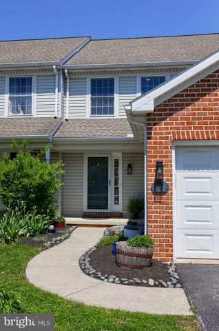 4050 PARKSIDE CT, Mount Joy, PA 17552