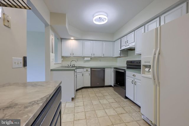 4050 PARKSIDE CT, Mount Joy, PA 17552