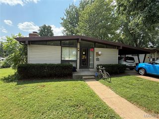 7018 Berkridge Drive, Hazelwood, MO 63042