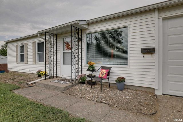 3329 CHESTNUT Street, Quincy, IL 62301