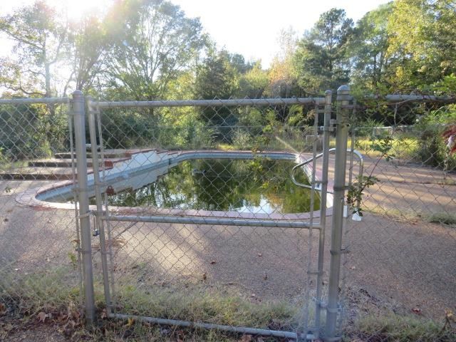 551 N CR 223, Henderson, TX 75652