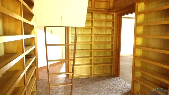 551 N CR 223, Henderson, TX 75652