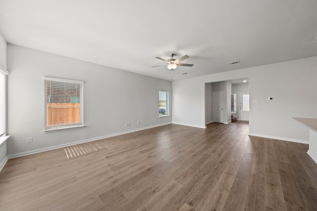 105 Magnolia Boulevard, Hutchins, TX 75141