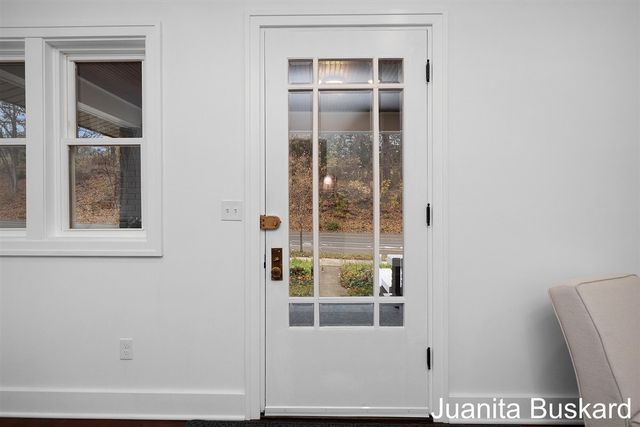 1352 Walker Avenue, Grand Rapids, MI 49504