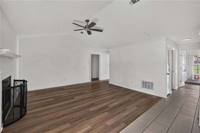 7185 Nunn Woods Way, Fairburn, GA 30213