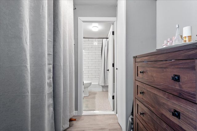 5701 N Sheridan Road 25C, Chicago, IL 60660