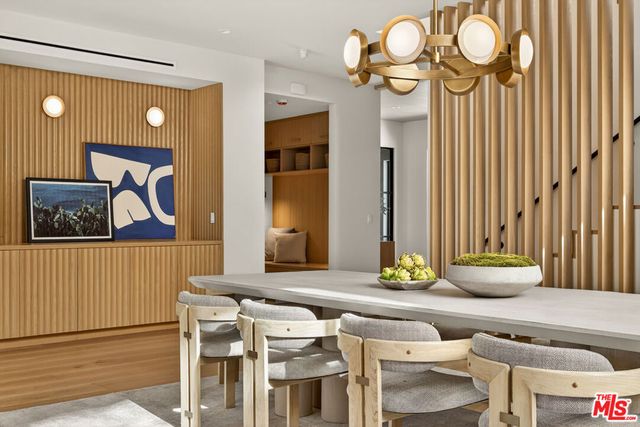 11500 Kingsland Street, Los Angeles, CA 90066