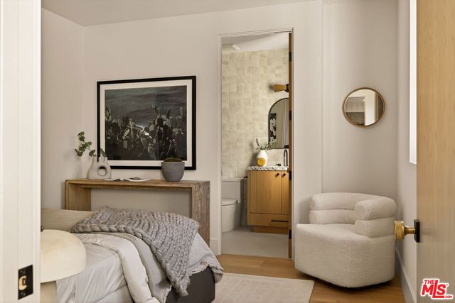 11500 Kingsland Street, Los Angeles, CA 90066