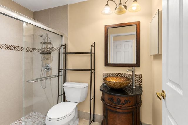 1021 NW 185th Avenue, Pembroke Pines, FL 33029