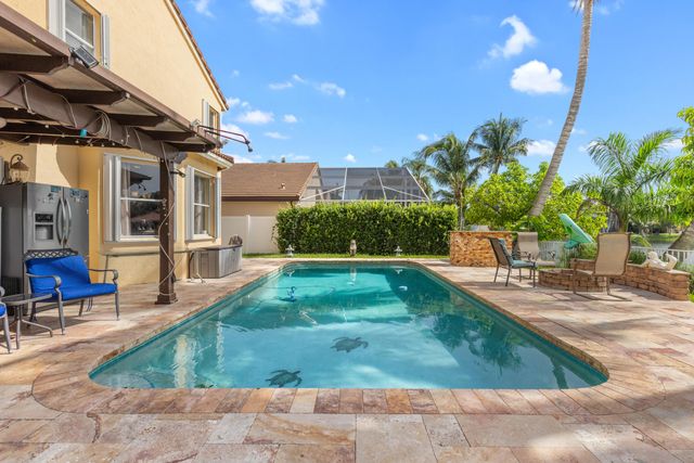 1021 NW 185th Avenue, Pembroke Pines, FL 33029