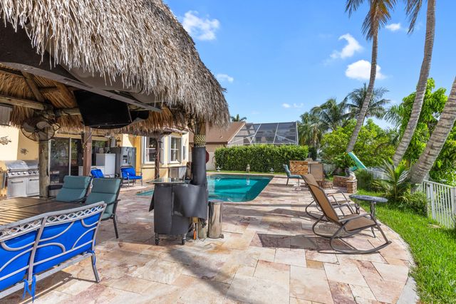 1021 NW 185th Avenue, Pembroke Pines, FL 33029