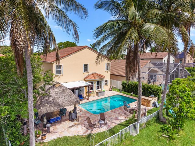 1021 NW 185th Avenue, Pembroke Pines, FL 33029
