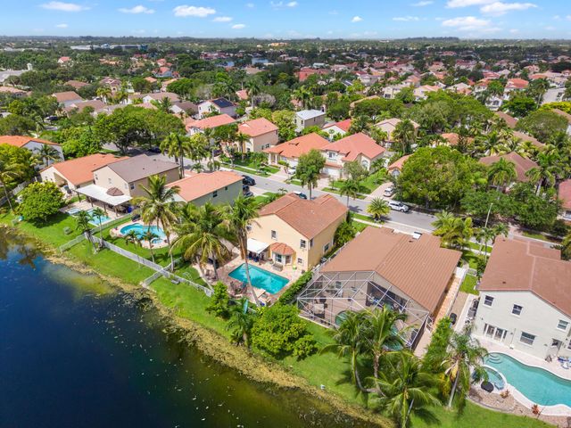 1021 NW 185th Avenue, Pembroke Pines, FL 33029